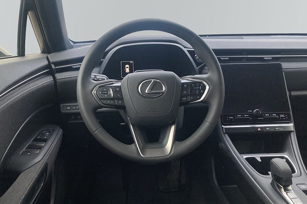Vehicle Image 9