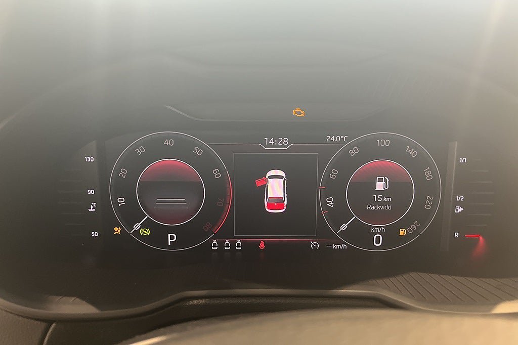 Vehicle Image 13