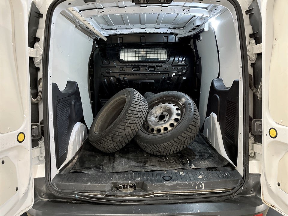 Vehicle Image 18