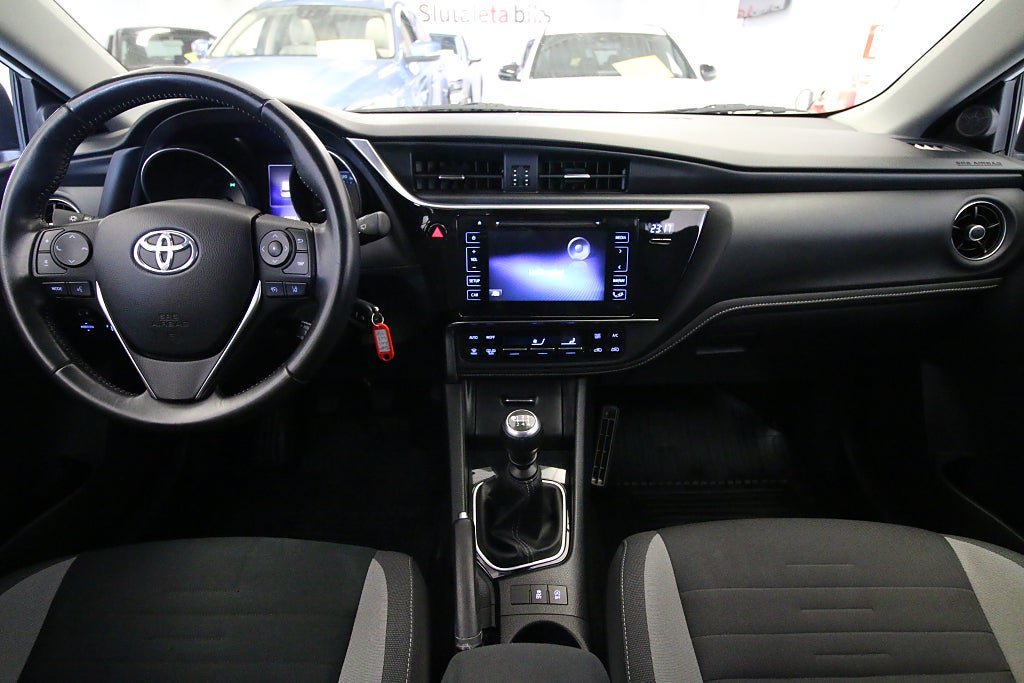 Vehicle Image 13