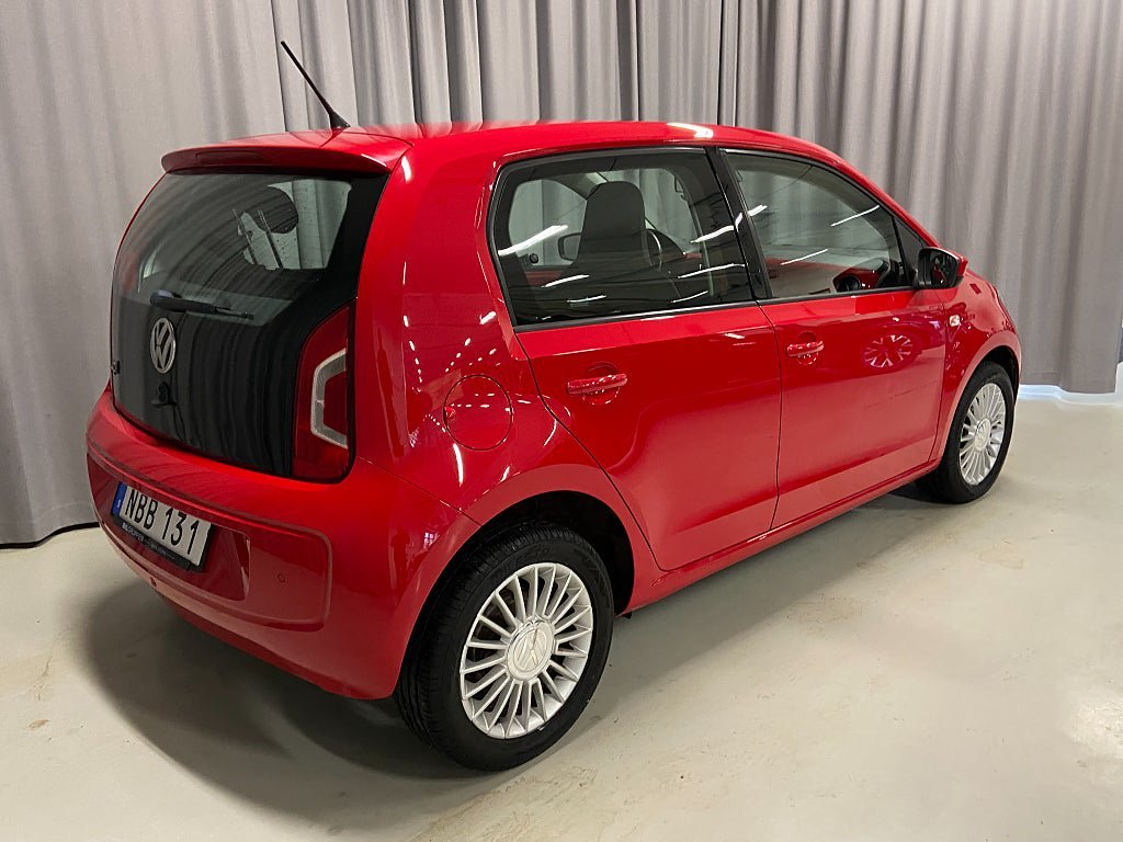 Vehicle Image 5