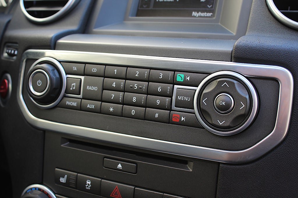 Vehicle Image 25