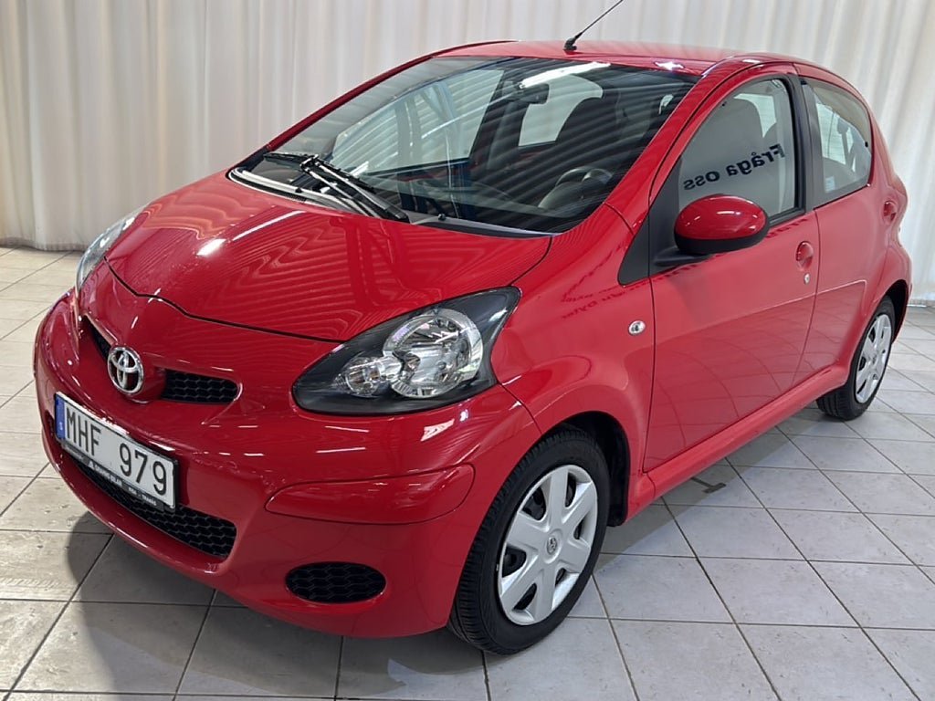 Vehicle Image 15