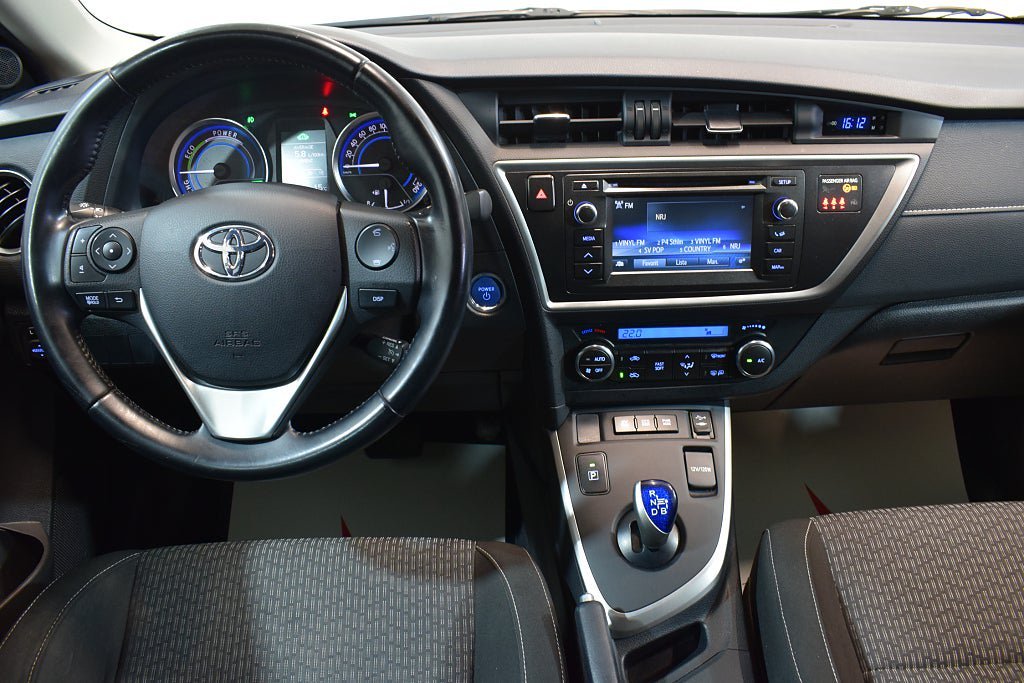 Vehicle Image 13