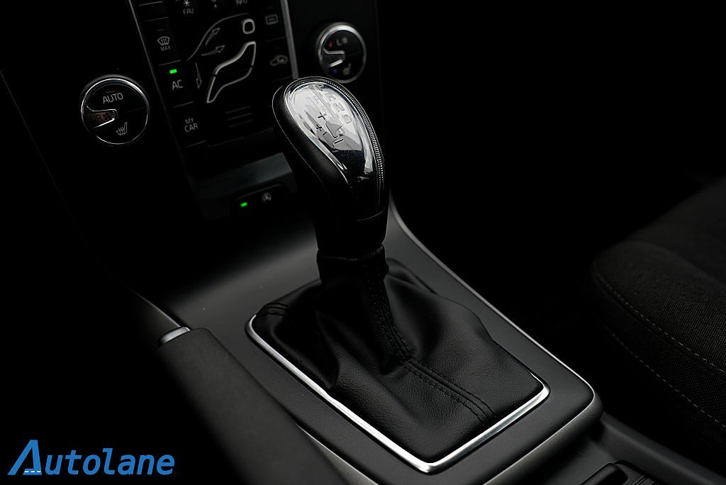 Vehicle Image 24