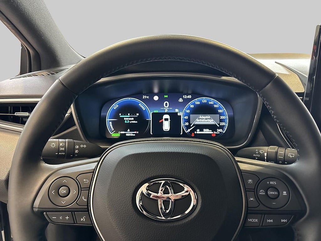 Vehicle Image 15