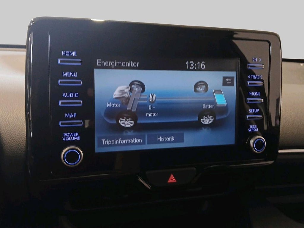 Vehicle Image 16