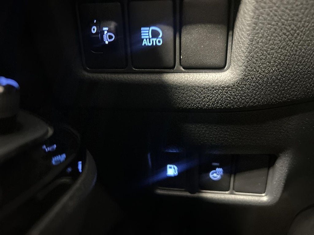 Vehicle Image 23