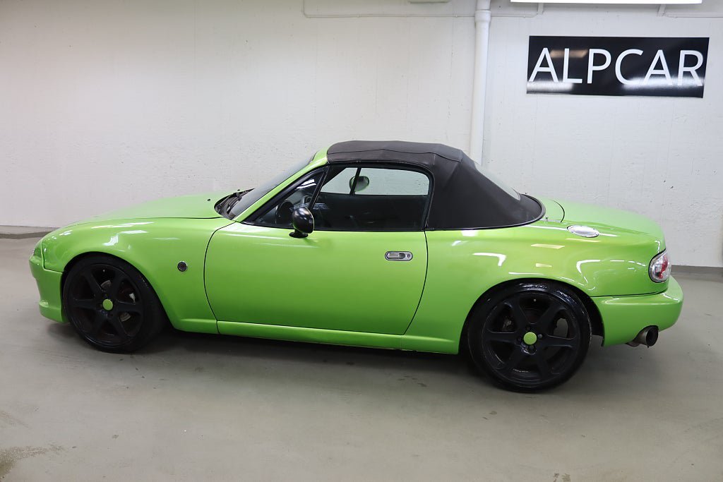 Vehicle Image 8