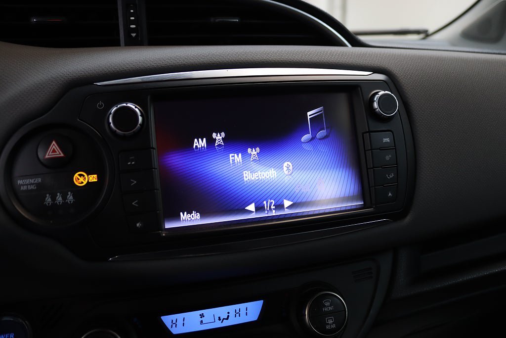 Vehicle Image 19