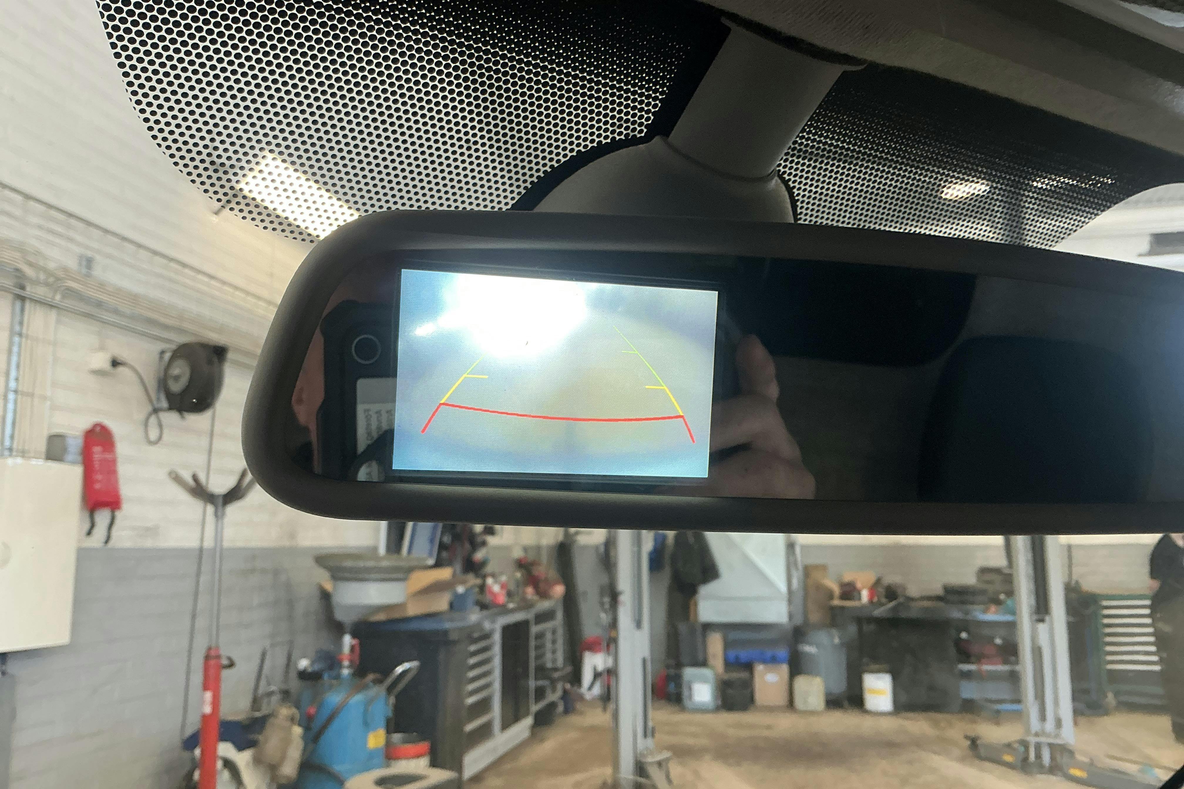 Vehicle Image 11