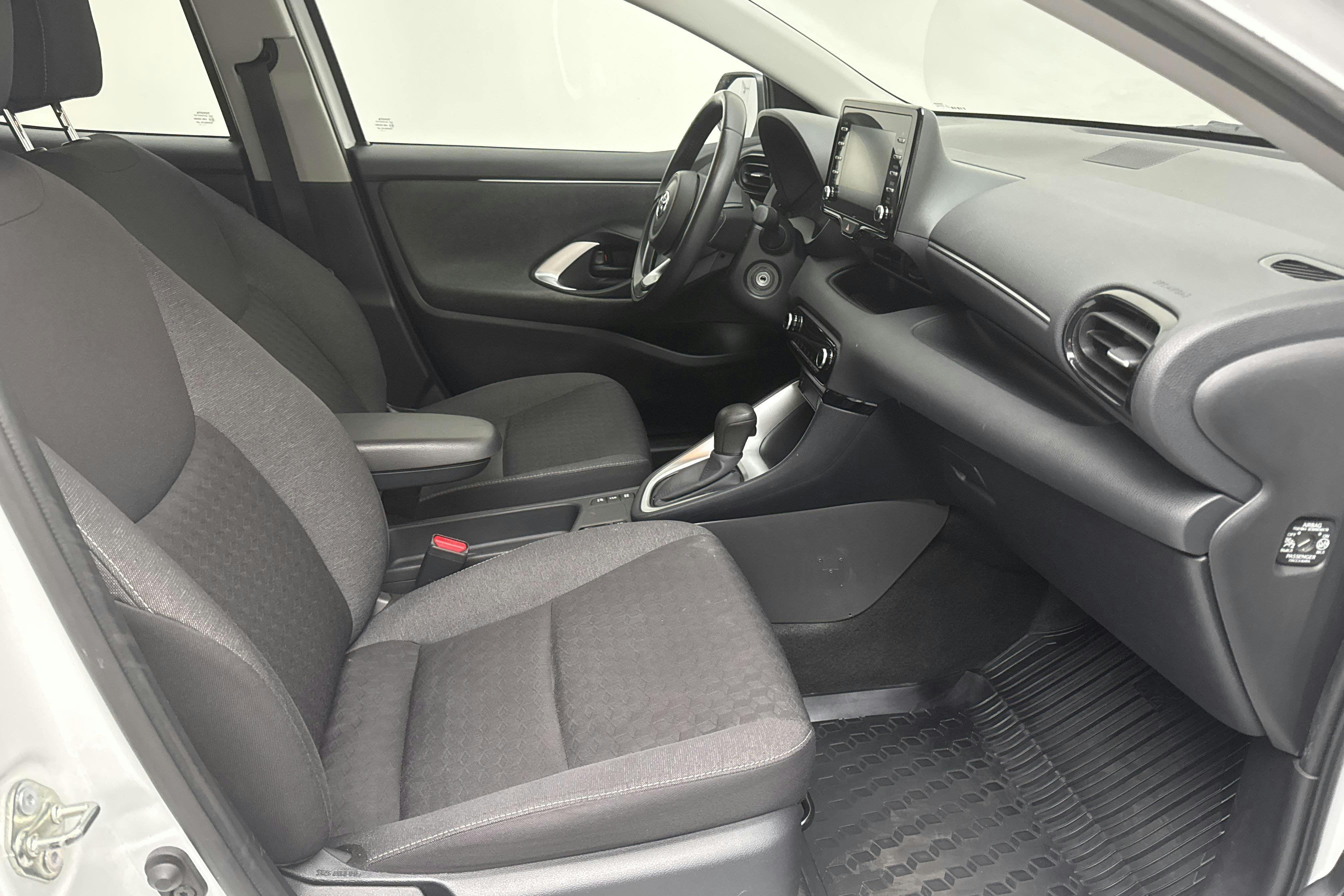 Vehicle Image 7