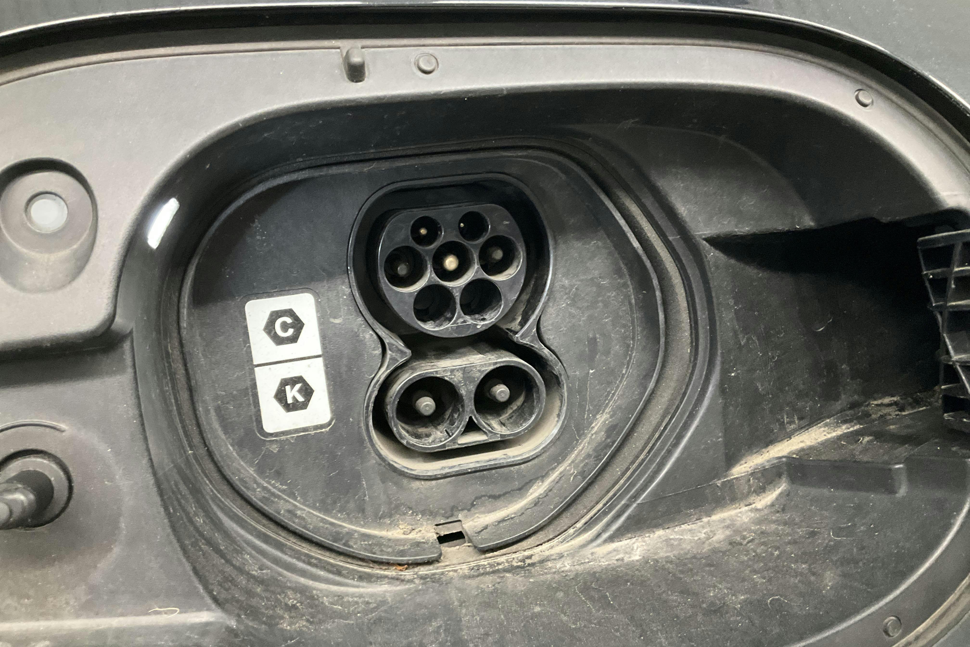 Vehicle Image 12