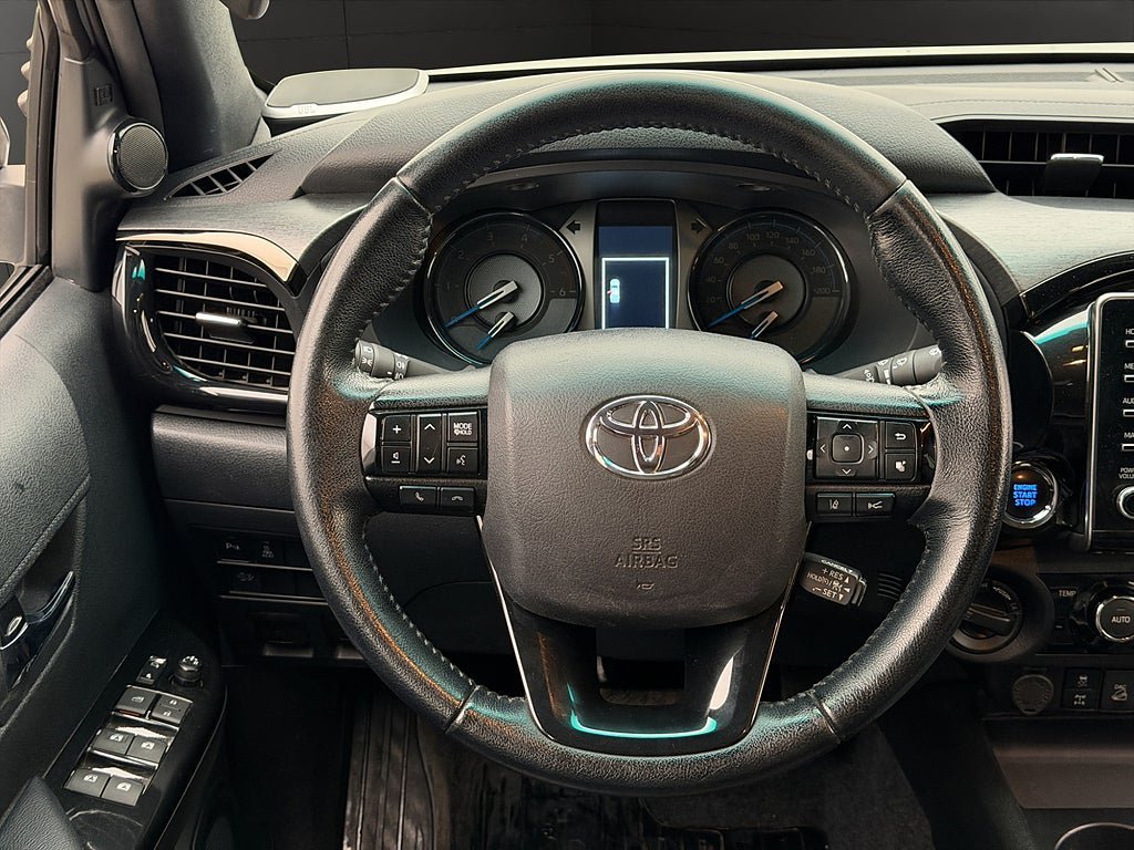 Vehicle Image 19