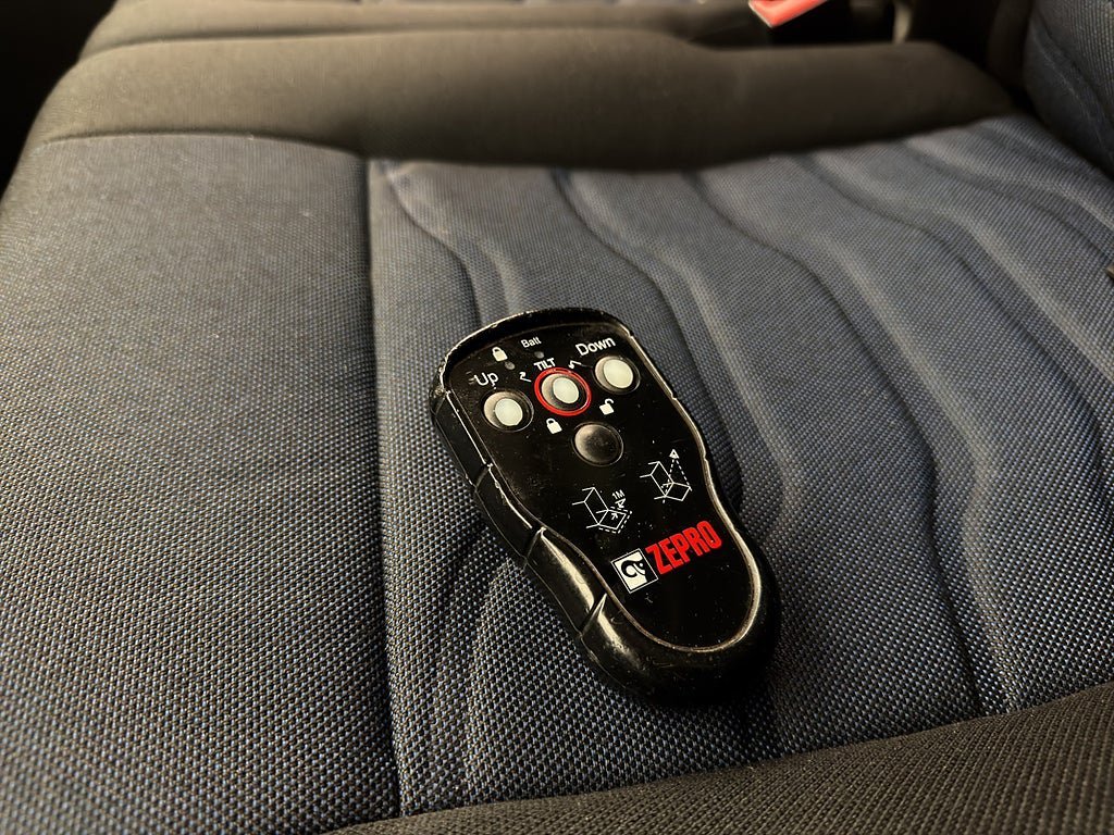 Vehicle Image 24