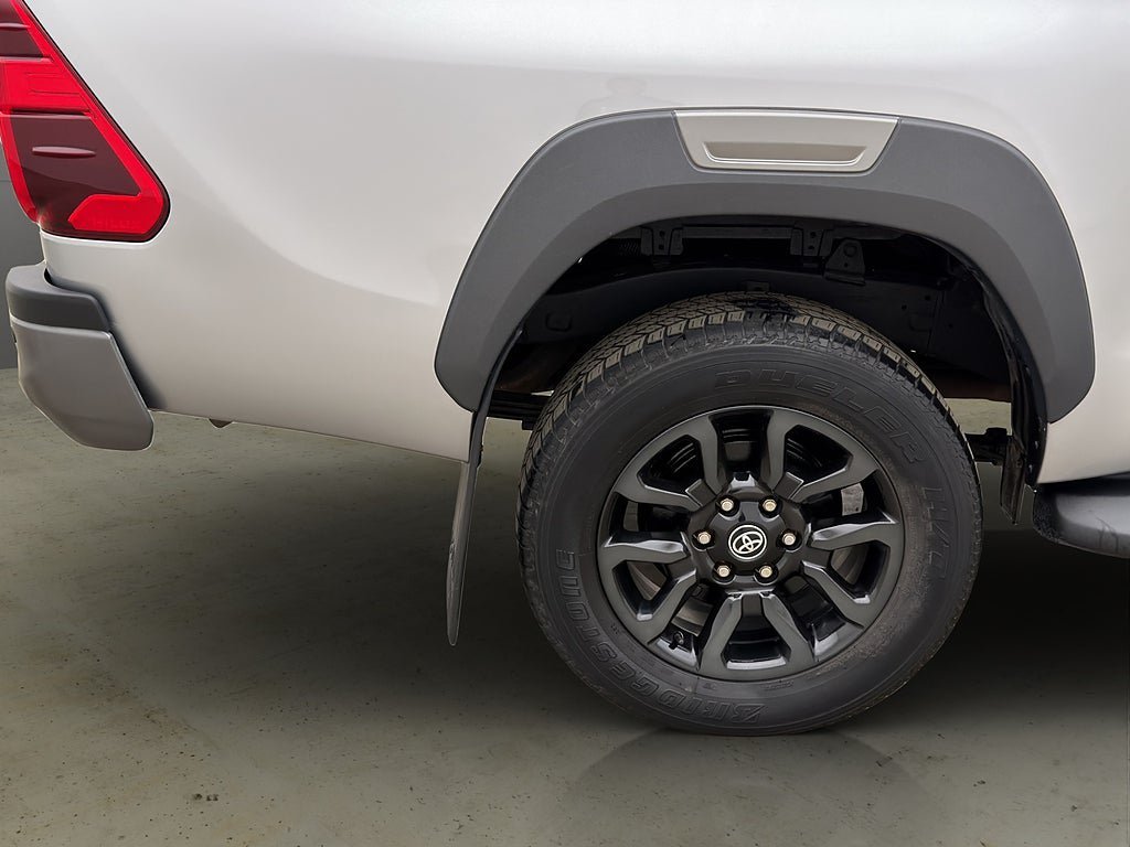 Vehicle Image 34