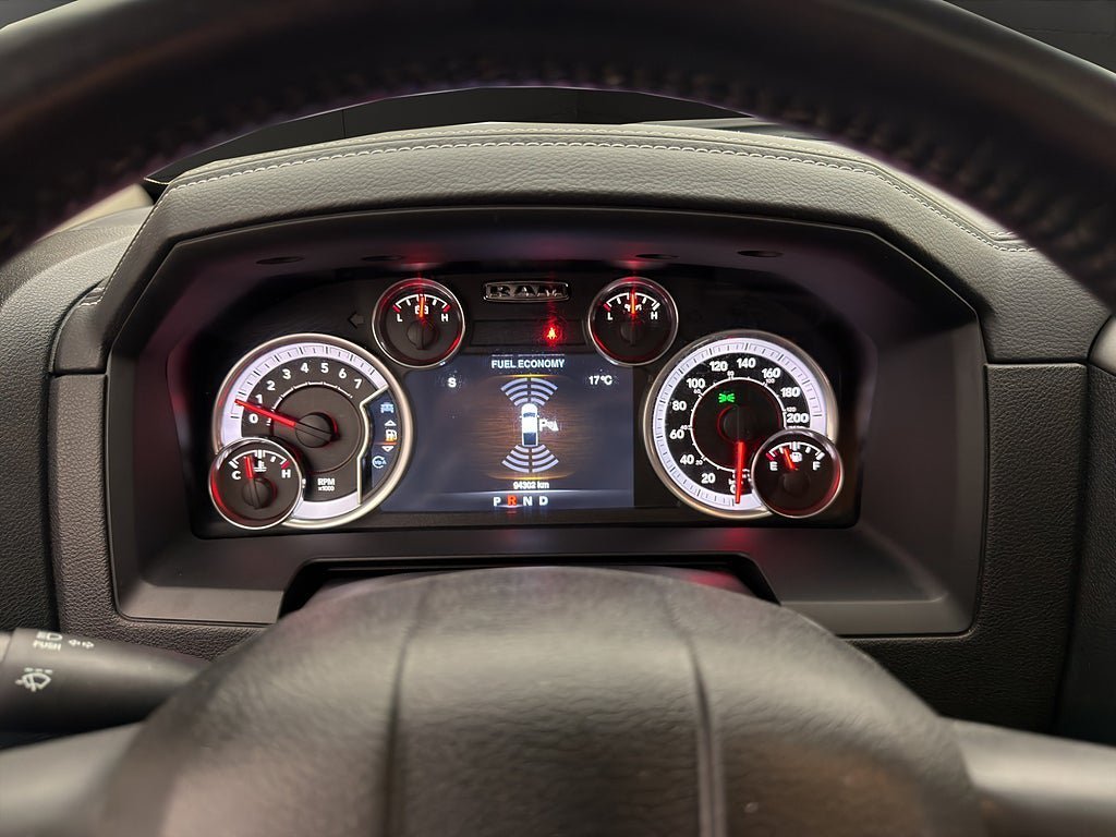 Vehicle Image 23