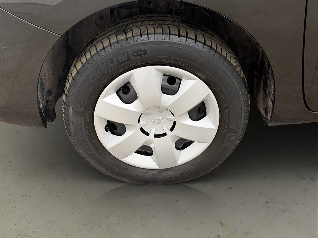 Vehicle Image 26