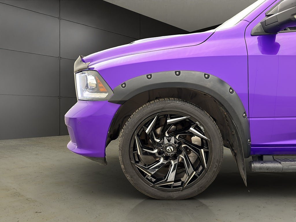 Vehicle Image 37