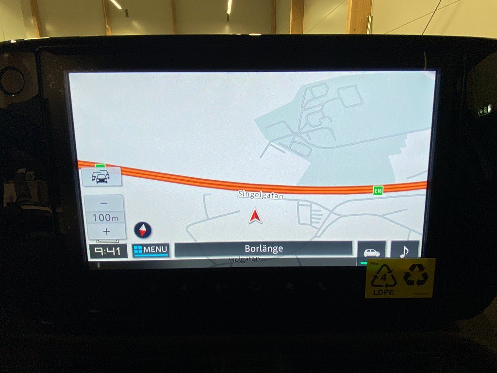 Vehicle Image 11