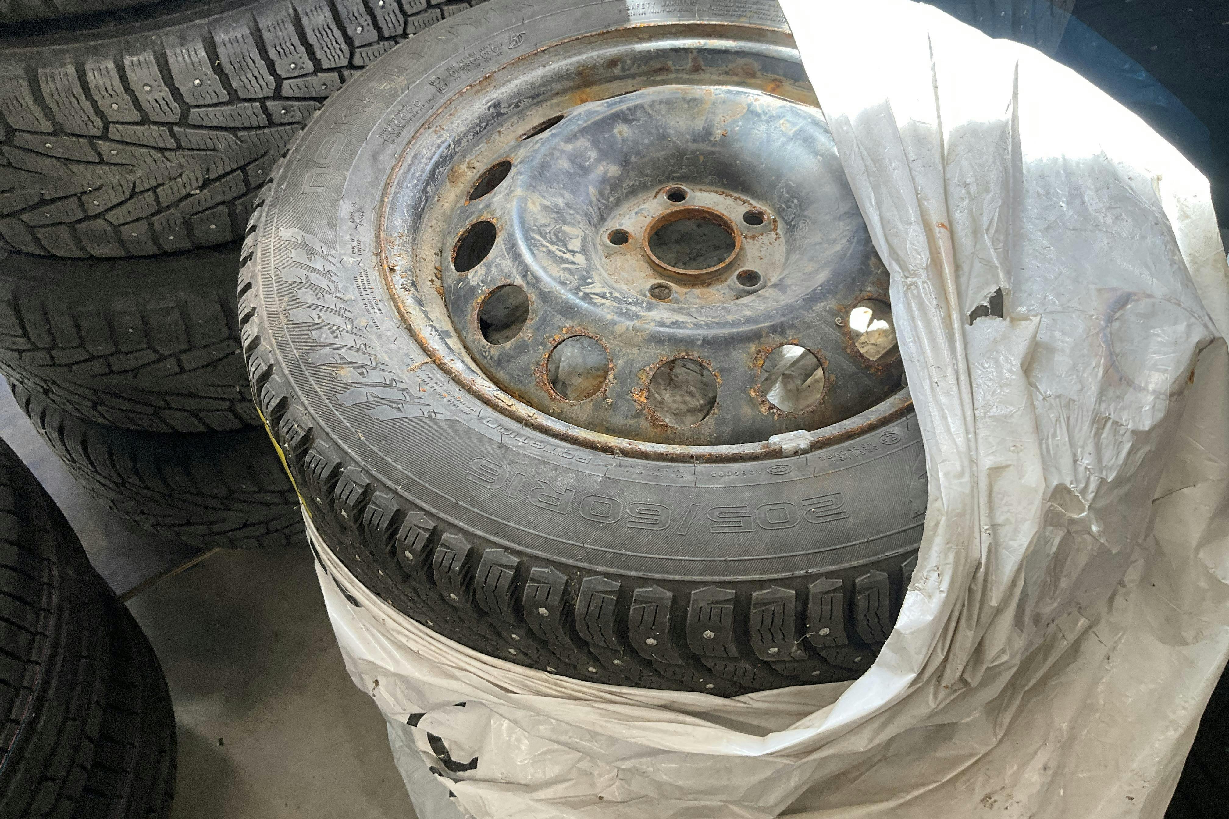 Vehicle Image 14