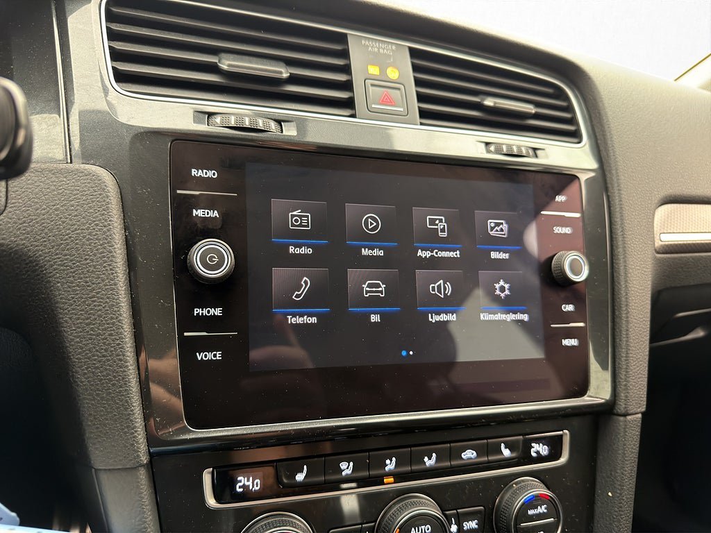 Vehicle Image 17