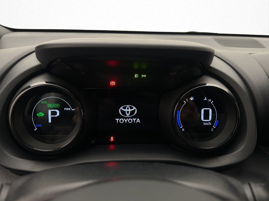 Vehicle Image 12
