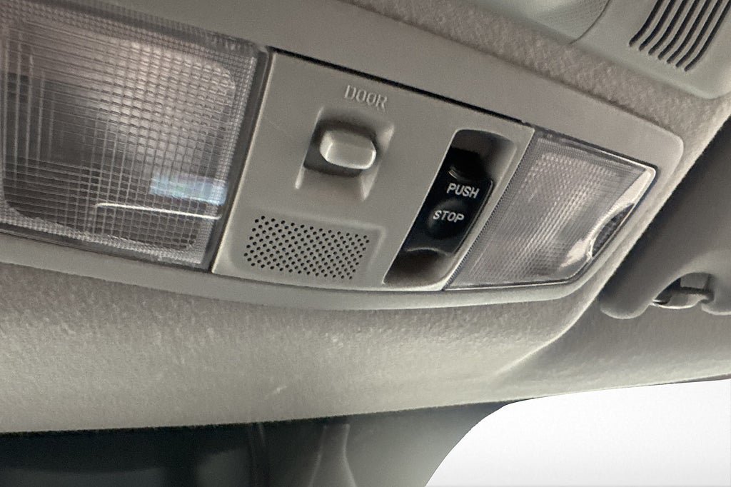 Vehicle Image 24