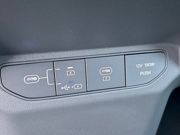 Vehicle Image 24