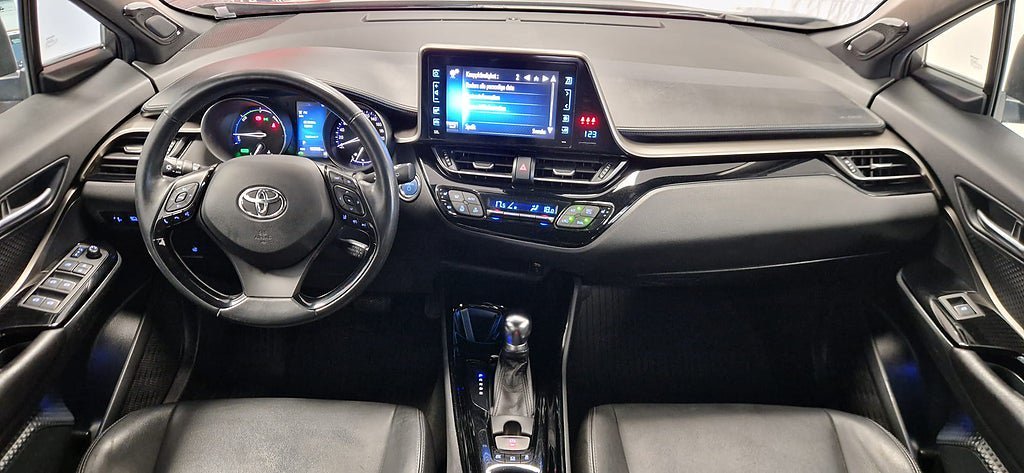 Vehicle Image 9