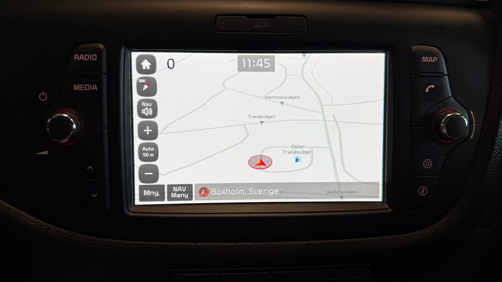Vehicle Image 16