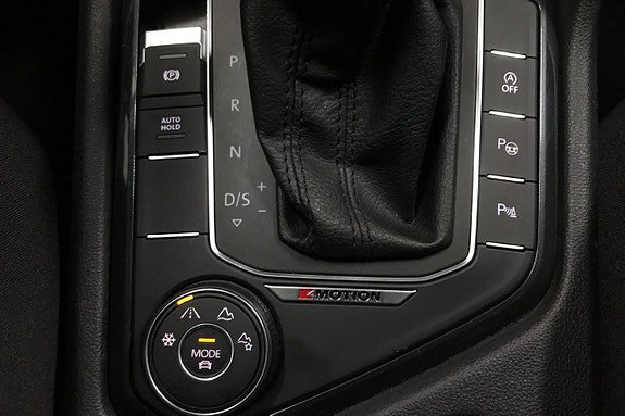 Vehicle Image 28