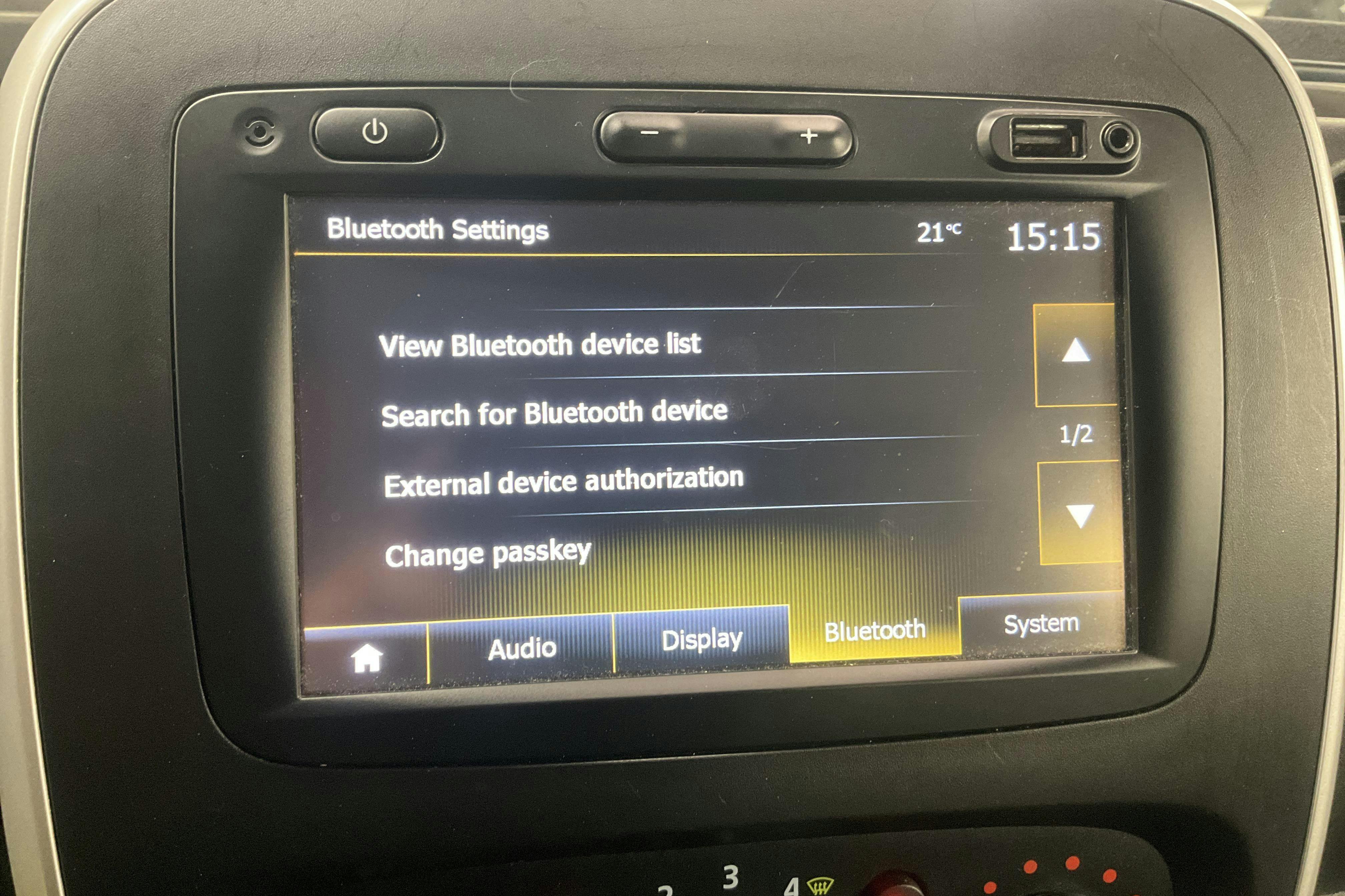 Vehicle Image 16
