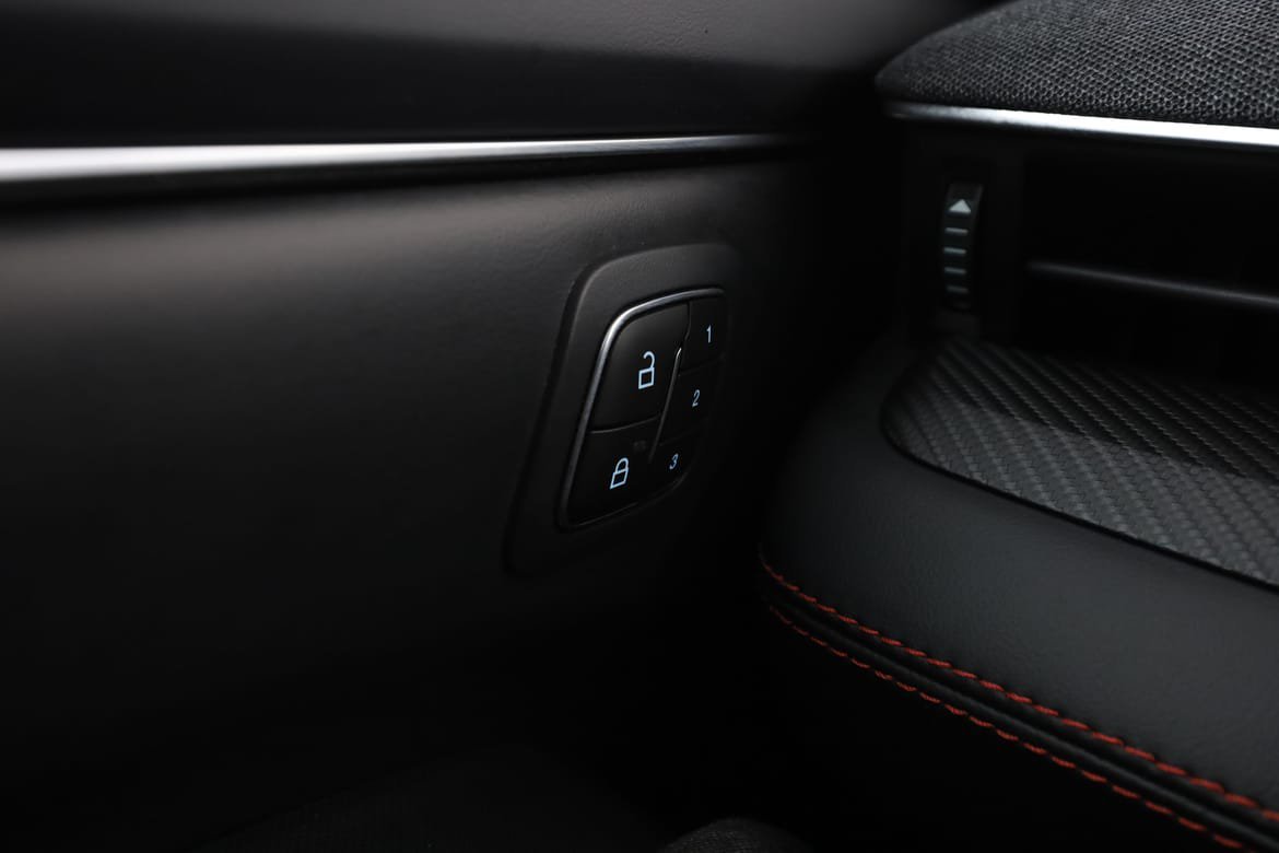 Vehicle Image 35