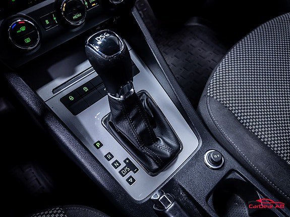 Vehicle Image 27