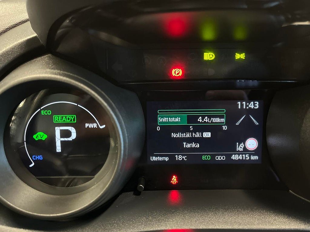 Vehicle Image 15