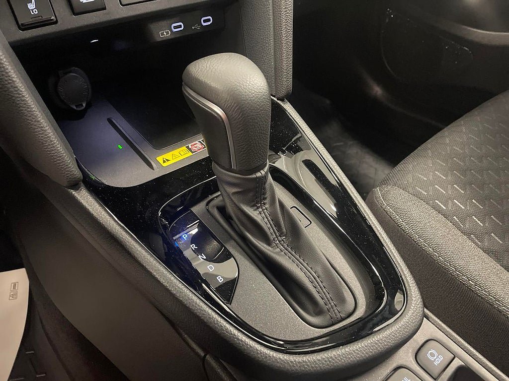 Vehicle Image 17
