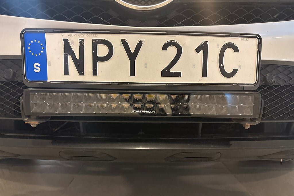 Vehicle Image 17