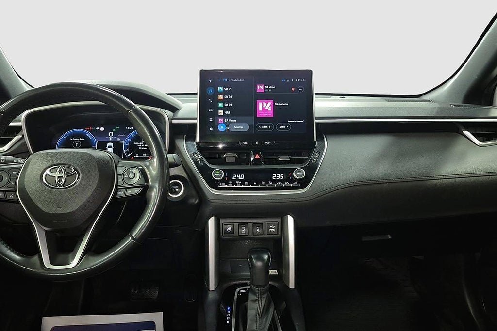 Vehicle Image 9