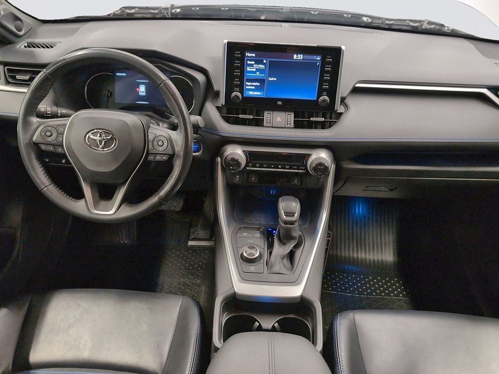 Vehicle Image 9
