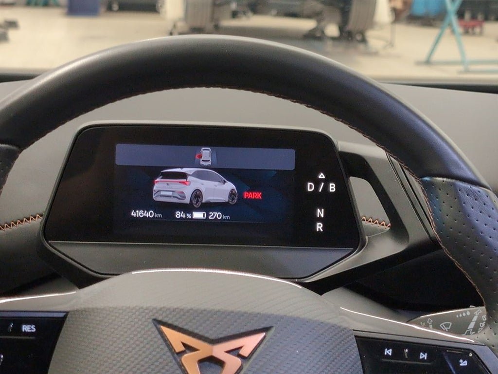 Vehicle Image 11