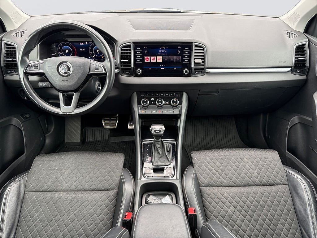 Vehicle Image 8