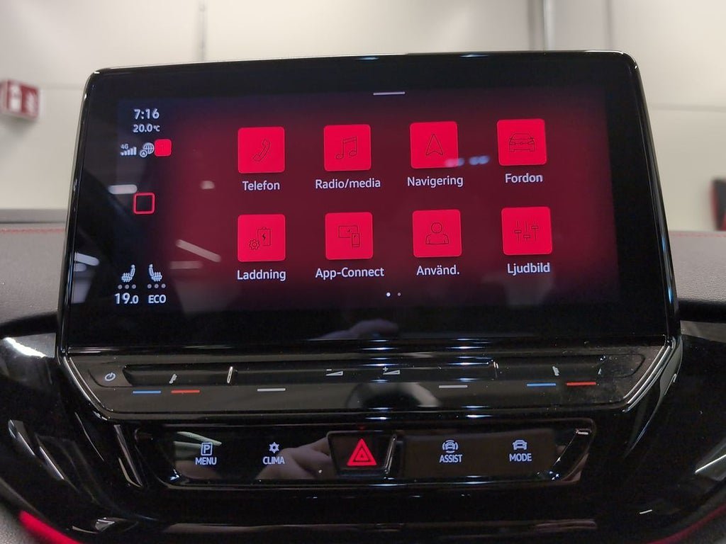 Vehicle Image 21