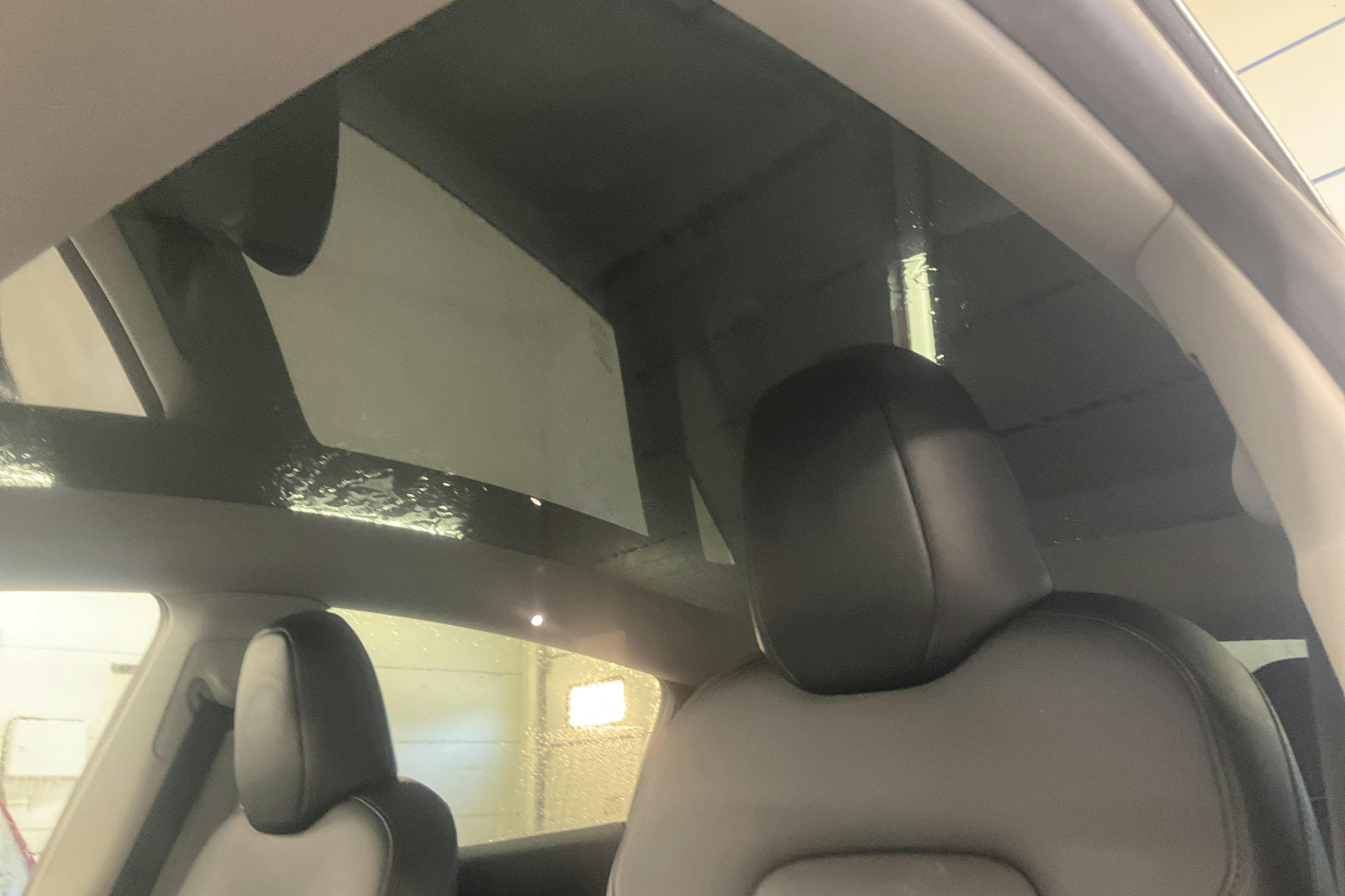 Vehicle Image 17