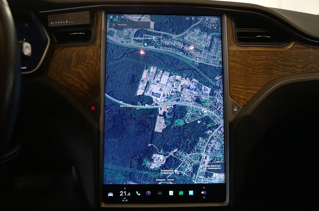 Vehicle Image 11