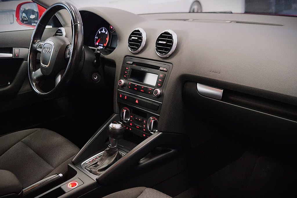 Vehicle Image 18