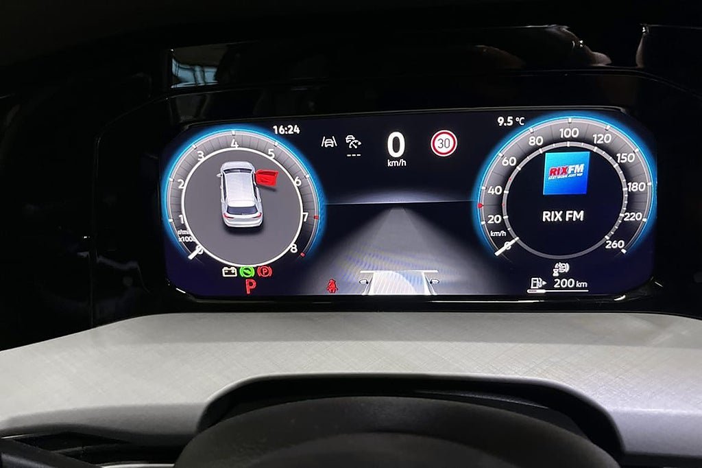 Vehicle Image 18