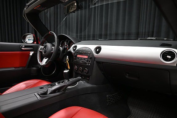 Vehicle Image 18
