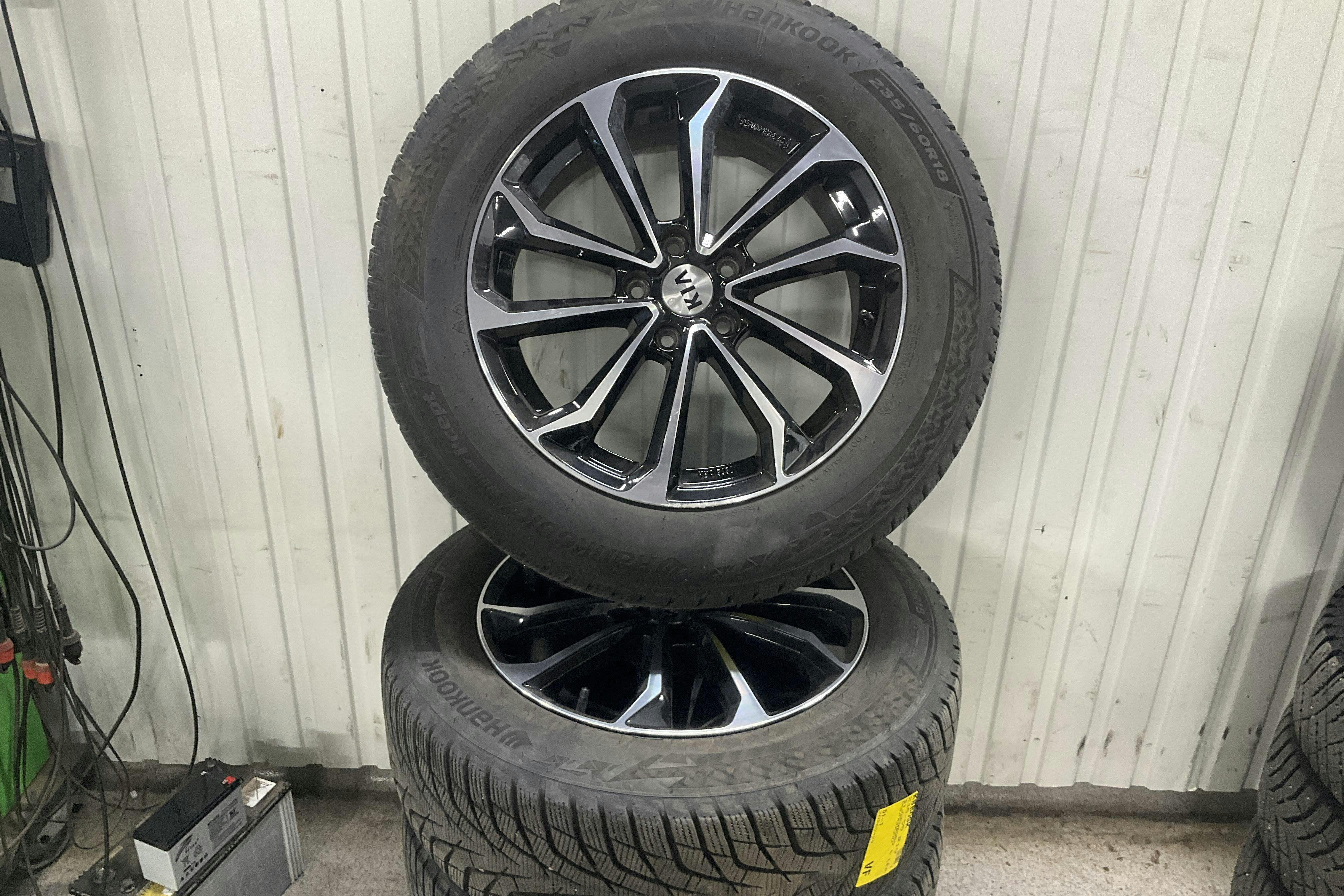 Vehicle Image 20