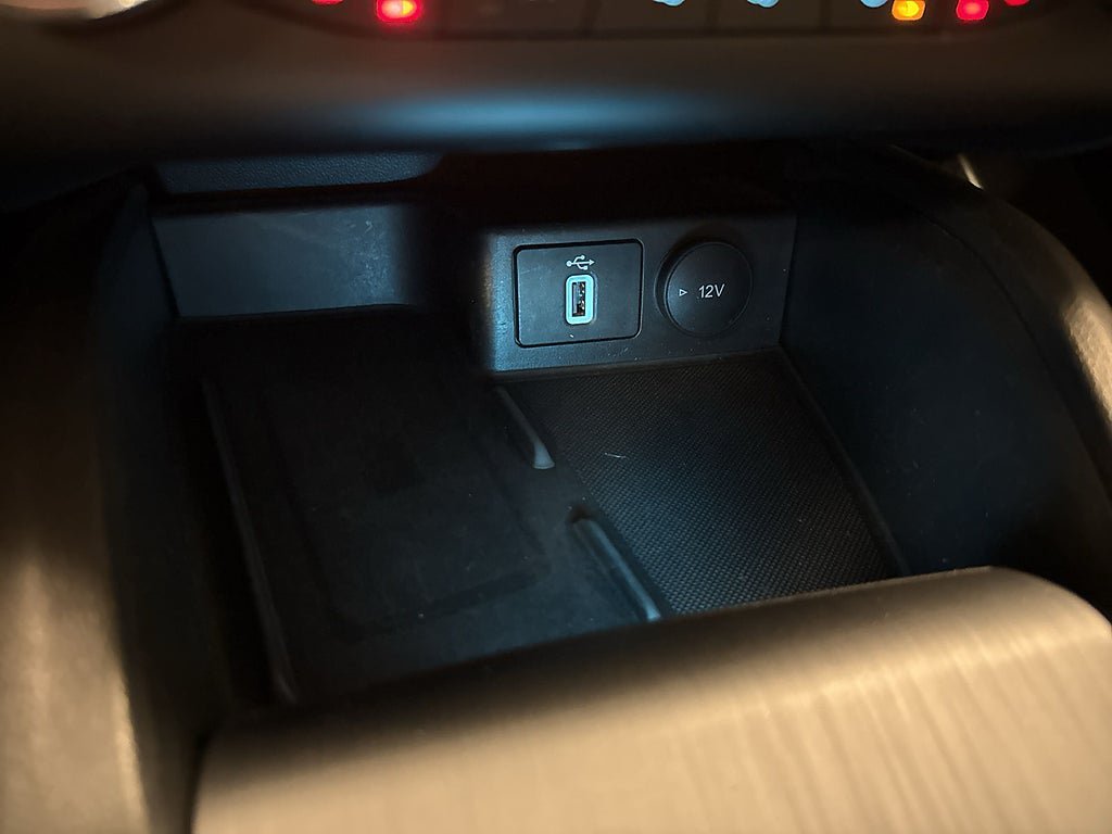 Vehicle Image 23